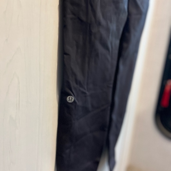 Lululemon Fast & Free leggings | Size 4 | Graphite Grey - Picture 7 of 9